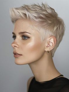 Very Short Blonde Hairstyles, Women's Short Hairstyle, Short Hair For Over 50 Women, Pixie Cut 2024, Very Short Blonde Hair, Very Short Hairstyle Women, Short Pixie Hairstyle Women, Punk Pixie Cut, Very Short Hairstyles For Women