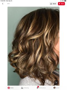 Makeup For Brunettes, Wedding Makeup For Brunettes, Caramel Highlights, Hair Affair, Hair Shades, Brown Hair With Highlights, Brown To Blonde, Brunette Hair, Great Hair