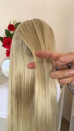 Edna Leite | vamos de tutorial bem rapidinho? atendendo a pedidos esse passo a passo super fácil #penteado #penteadosx #penteadosfaceis #videohair... | Instagram Twisted Hair, Hairstyles Easy, Long Layered Hair, Pretty Hair, Twist Hairstyles