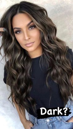 Summer Hair Highlights For Brunettes, Black Hair Balayage, Highlights For Brunettes, Summer Hair Highlights, Brown Hair Inspo, Summer Balayage, Brunette Hair With Highlights, Dark Hair With Highlights, Brunette Balayage Hair