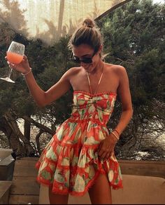 Midi Dresses Aesthetic, Girls Holiday Outfits Summer, Greece Holiday Outfits, Tropical Holiday Outfits, Mexico Outfits Vacation, Tropical Fits, Europe Outfits Summer, Beach Holiday Outfits, Nails Vacation