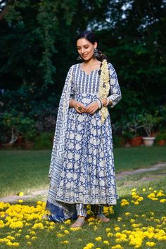 BLUE COTTON FLORAL PRINTED WITH GOTA PATTI DETAIL ANARKALI SUIT SET Suit Designs Indian Style, Suits For Women Indian, Plus Size Suit, Silk Anarkali Suits, Gota Patti Work, Modest Evening Dress, Kameez Designs, Suit White