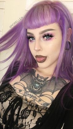 Makeup For Purple Hair, Purple Hair Goth, Goth Hair Color Ideas, Purple And Black Hair, Pastel Goth Tumblr, Lavender Makeup, Types Of Hair Color, Hair Selfie, Arctic Fox Hair Color