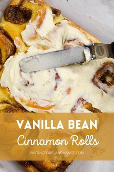 Spreading vanilla bean frosting over vanilla cinnamon rolls. Vanilla Bean Cinnamon Rolls, Vanilla Icing Recipe, Vanilla Bean Recipes, Vanilla Bean Frosting, Cinnamon Roll Icing, Cinnamon Roll Recipe Homemade, Vanilla Filling, Cinnamon Roll Dough, Vanilla Recipes