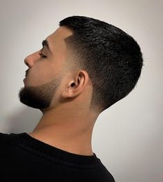 Very Short Hair Men, Best Short Haircuts For Men, Stylish Mens Haircuts, Short Haircuts For Men, Male Haircuts Curly, Undercut Fade, Medium Short Haircuts, Buzz Cut Hairstyles, Short Hair Designs