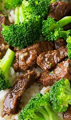 beef and broccoli stir fry on top of rice