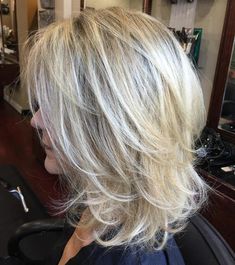 Long To Medium Hair, Shaggy Layered Haircut, Medium Shaggy Hairstyles, Medium Shag Haircuts, Blond Balayage, Shaggy Hair, Stylish Hairstyles, Haircut Long, Medium Layered Hair