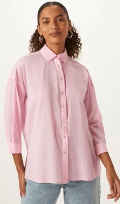 Camisa Comprimento longo Manga 3/4 Modelagem ampla Liso Tecido: Algodão Gola de camisa Vista frontal com botões Punho com abertura e botão Pala com prega nas costas Oversized Poplin Shirt, Oversized Button Down Shirt, Oversized Shirt Dress, Cotton Poplin Shirt, By Malene Birger, Cabaret, Poplin Shirt, Pink Blouse, Basic Tops