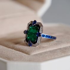 Liberty Ring, Radiant Rings, Power Rings, Stunning Rings, Rings Green, Color Stones, Jewelry Luxury, Dope Jewelry, Alternative Engagement Rings