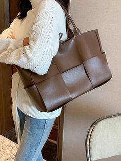 Solid Color Split-Joint Bags Handbags Tote Bags BROWN-One_size Brown Tote Bag Outfit, Tote Bag Outfit, School Tote, Winter Typ, Designer Leather Handbags, Brown Tote Bag, Casual Tote Bag, Large Leather Tote Bag, Bag Outfit