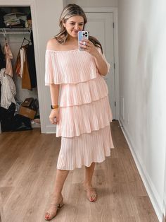 Virginia influencer, Lauren Dix, shares the best wedding guest dress on Amazon. March Wedding Guest Outfit, September Wedding Guest Outfits, Dress On Amazon, Dresses On Amazon, March Wedding, Wedding Options, Best Wedding Guest Dresses, September Wedding, Wedding Guest Dresses