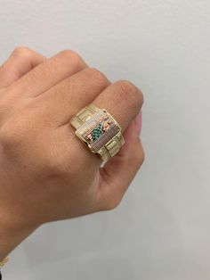 San judas tadeo ring in 14k gold, size 10 but we can make it as you need it, it has cubic zircons that add brightness to the piece, 3 tone, yellow, white and rose gold, very detailed piece made in italy, yes you have a question send a message, item sold by piece, weight undetermined. St Jude, Rings Statement, Yellow White, Statement Rings, Jewelry Rings, In Italy, Size 10, Rose Gold, Italy