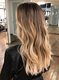 Brown Hair Accent Highlights, Baylage Brunette Blonde Highlights, Ombre Hair Light Brown To Blonde, Lived In Blonde Balayage Long Hair, Honey Melt Hair, Brown With Light Blonde Balayage, Carmel Blonde Balayage With Money Piece, Balayage Hair Lived In, Blonde Balayage On Brown Hair Medium Length