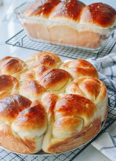 Milk Bread: Easiest Method! - The Woks of Life Raisin Bread Recipes, Asian Bakery, Maggie Beer, Herbalife Shakes, Life Poems, Beer Recipe, Wok Of Life, The Woks Of Life