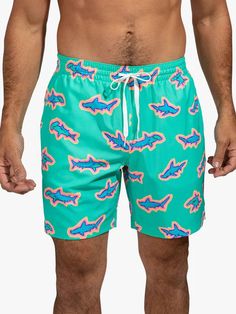 Grab your sunglasses and your flamingo floaty and sink into island time with these classic swimmers. These jealousy-inducing trunks feature an ultra-quick drying shell, mesh basket liner and a zipper back pocket. Not to mention the elastic waistband and built-in drawstring designed to keep your trunks secure from the swim up bar all the way to the all you can eat crab leg buffet. Fit & Design: 4-way stretch Capped flexible drawstrings for extra support with elastic waist Stretch Mesh Basket Line Surf App, Swim Up Bar, Animal Shoes, Swimming Activities, Cooler Lunch Bag, Wedge Flip Flops, Pool Decks, Swimmers, Handbag Straps