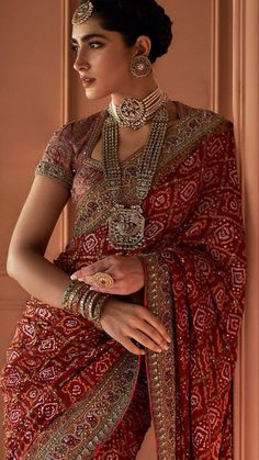 Indian Outfits Modern, Dori Work, Simple Saree Designs, Saree Designs Party Wear, Indian Dresses Traditional