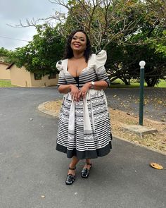 Instagram photo by Chulue Black Child Matshezi • Sep 24, 2023 at 1:51 PM Black And White Swati Traditional Attire, Black And White Traditional Wedding, Swati Traditional Attire, Xhosa Attire For Ladies, Herero Dress, Designed Outfits, Black And White Traditional, Xhosa Traditional Attire