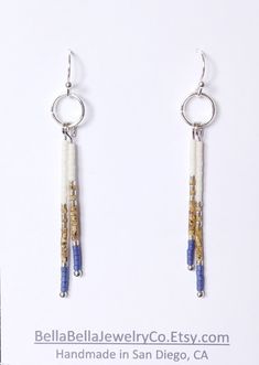 Unique Diy Earrings Ideas, Diy Dangle Earrings, Simple Beaded Earrings, 2024 Denim, Trendy Jewelry Ideas, Seed Bead Jewelery, Dangle Earrings Diy, Simple Bead Earrings, Diy Earrings Easy