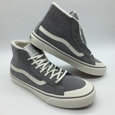 100% Authentic, brand new and stylish looking Men's Vans Shoes.   The products come with the original box.  Within the USA, we ship via Priority Mail or FedEx Mail. Vans Shoe Size Conversion Chart Boys / Men Women UK EUR Mexico 3.5 5.0 2.5 34.5 21.5 4.0 5.5 3.0 35.0 22.0 4.5 6.0 3.5 36.0 22.5 5.0 6.5 4.0 36.5 23.0 5.5 7.0 4.5 37.0 23.5 6.0 7.5 5.0 38.0 24.0 6.5 8.0 5.5 38.5 24.5 7.0 8.5 6.0 39.0 25.0 7.5 9.0 6.5 40.0 25.5 8.0 9.5 7.0 40.5 26.0 8.5 10.0 7.5 41.0 26.5 9.0 10.5 8.0 42.0 27.0 9.5 11 Gray Canvas Shoes For Streetwear, Winter Low-top Sporty Skate Shoes, Winter Low-top Skate Shoes, Winter Sporty Low-top Skate Shoes, Sporty Gray Winter Sneakers, Vans Gray Sneakers For Skateboarding, Winter Canvas Sneakers With Round Toe, Gray Sneakers For Winter Streetwear, Casual Skate Shoes For Winter Streetwear