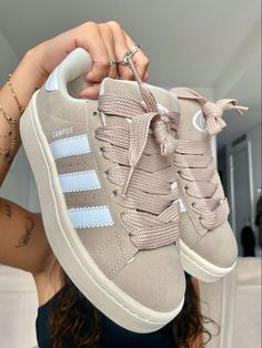 Women Designer Sneakers, Beige Campus 00s, Campus Adidas Shoes, Adidas Shoes Campus 00, Campus 00s Shoes Outfit, Beige Campus 00s Outfit, Beige Adidas Campus, Adidas Campus 00s Outfits Women, Adidas Campus 00s Beige