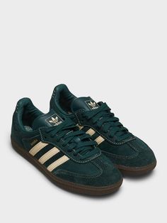 Featuring a regular fit and lace closure, these retro shoes feature a nubuck upper, soft leather lining and durable rubber outsole. Dark Green Adidas Shoes, Cool Sneakers Adidas, Street Wear Sneakers, Cool Girl Shoes, Cool Sneakers Women, Shoes To Get, Nike Shoes Ideas, Women’s Sneakers, Retro Adidas Shoes