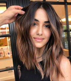 Oval Face Pixie Cut, Cinnamon Balayage, Hairstyles For Oval Faces, Blonde Instagram, Fall Haircuts, Fall Hairstyles, Oval Face Haircuts, Fall Hair Cuts, Hair Upstyles