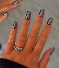 50+ Amazing Winter Nails 2025 You Must Copy This Year! - Prada & Pearls Nails Black Metallic, Grey With Chrome Nails, January Nails Chrome, Metallic Grey Nails, Black Grey Silver Nails, Squoval Black Nails, Charcoal Grey Chrome Nails, Chrome Nails Squoval, Gray Nails With Chrome