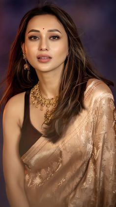 Mimi Chakraborty, Satin Saree, Beautiful Lady, Beauty Pictures, International Fashion, Blonde Girl, Girl Face, Necklace Set, Choker