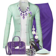 Mint Green Fashion, Mode Ab 50, Purple Pencil Skirt, Pencil Skirt Outfits, Charles David, Green Outfit, Purple And Green, Moda Vintage, Green Top