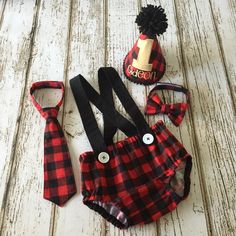 Plaid Cake, Birthday Party Boys, Cake Smash Outfit Boy, Lumberjack Party, Winter Newborn