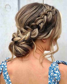 Updo 2023, Hair Braid Updo, Different Braid Hairstyles, Hairstyles For Bridesmaids, Bridesmaids Hairstyles, Mother Of The Groom Hairstyles, Easy Updos For Medium Hair, Braid Updo, Halo Braid