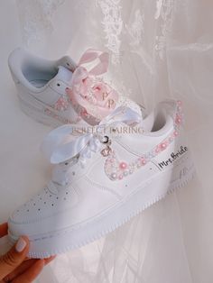 Be the trendsetter at your wedding with these custom white and pink pearl Air Force 1s! Show off your daring style and make a statement with these show-stopping shoes. Take risks and look stunning! 🔥 100% genuine, Brand New.👟 Custom sneakers.★Every pair is hand-made and unique.✨Best quality waterproof and scratch-proof paints used.🎉 1000+ satisfied customers across various platforms.🎁 Treat the shoes as art as they are delicate and special.💌 We accept custom orders. Kindly drop a message fo Customizable White Sneakers For Party, Elegant White Sneakers For Bridal Shower, Pink Lace-up Wedding Shoes, Sneaker Wedding, Sneakers Wedding, Bride Sneakers, Personalized Sneakers, Quinceanera Shoes, Wedding Shoes Sneakers