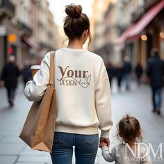 Casual Customizable Sweatshirt For Fall, Casual Fall Sweatshirt For Customization, White Branding Sweater For Fall, White Branded Sweater For Fall, Casual White Sweater With Branding, Casual Sweatshirt With Branding For Customization, Mockup Sweatshirt, Sweatshirt Model, Sweatshirt Mockup