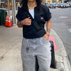 Masc Woman Outfit Ideas, Trans Masc Outfits Aesthetic, Summer Fits Tomboy, Masc Outfits For Summer, Short Masc Outfits, Soft Masc Summer Outfits, Soft Masc Outfits For Women Summer, Unisex Summer Outfits, Black Masc Women Outfits