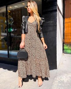 Vestido Con Blazer Outfits, Lunch Outfit Ideas, Pencil Skirt Outfits Casual, Mexico Outfits, Printed Skirt Outfit, Long Skirt Fashion, Royal Outfits