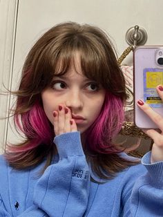 Tip Colored Hair, Hair Dye Colors Peek A Boo, Brown Hair With Colored Bangs, Curly Underdye Hair, Brown And Coloured Hair, Short Hair With Bangs Thick Hair, Half Purple Half Brown Hair, Short Brown Hair With Pink Highlights, Dyed Curtain Bangs