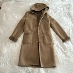 This Beautiful Vintage Apc Coat Is In Perfect Condition. There Is One Small Pen Mark On The Back Of The Right Arm Sleeve. Shoulders 31’ Sleeve Inseam 18’ Length From Shoulder 39’ Hips 38’ Classic Shearling Winter Outerwear, Classic Shearling Outerwear For Winter, Classic Lambswool Outerwear For Winter, Coats Vintage, Coat With Hood, Small Pen, Shearling Coat, Arm Sleeve, A P