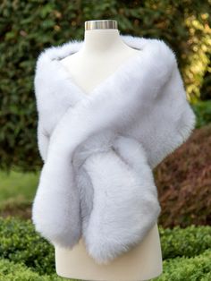 Beautiful Light Gray color faux fur wrap made of luxurious and soft faux fur in light gray color with darker tips. It is the high imitation of the real fox fur. Fully lined with soft and warm fleece lining. It's perfect for wedding or other special occasions.  You can wear... Faux Fur Bolero, Fur Bolero, Faux Fur Shrug, Faux Fur Cape, Faux Fur Shawl, Fur Shrug, Faux Fur Stole, Shawl Wedding, Faux Fur Wrap