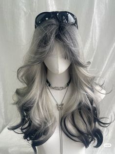 Two Toned Hair Color Ideas, Cute Wig, Korean Hair Color, Cosplay Hair, Hair Stylies, Hair Dye Colors, Hair Reference