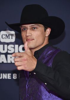 country singer luke west poses on the red carpet at the cmt music awards in nashville, tennessee