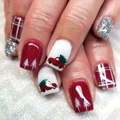 These Adorable, Short, Farmhouse Christmas Nails Just Make Me Think Of A Beautiful Country Setting With A Wood Burning Fireplace- And Jack Frost Nipping At Your Door! Bring The Comfort Of Christmas To Your Door With These Fabulously Crafted Press On Nails. Adhesive Jelly Tabs And A Nail File Are Included With The Set. Bundle My Nails For A Great Discount And A Free Bottle Of Brush On Nail Glue! Directions: With Adhesive Tabs, It Is Highly Recommended That You File/Buff Your Nail Beds So That The Truck Nails, Nail Glue Remover, Light Colored Nails, Colored Nail Tips, Short Square Nails, Nail Art Set, Holiday Nail Art, Nail Forms