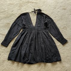 Free People Sugarpie A-Line Dress Nwt, Black, Size Small, Plunging V-Neck, Open Back, Buttoned Long Sleeves, Tassel Ties On The Collar, Waist Tie On The Front Or Back, Lace Insert Throughout, 100% Cotton. The Free People Tag On The Inside Came Off On One Side, One Button Closure On The Right Sleeve Came Off, Both Can Be Sewn Back. Price Is Reflected. Measurements: Chest Pit-To-Pit) 17" Length 32" Black V-neck Day Dress, Black V-neck Mini Dress For Daywear, Leopard Print Wrap Dress, Distressed Dress, Cold Shoulder Shift Dress, Cream Mini Dress, Black Button Up Shirt, Long Sleeve Boho Dress, Cobalt Blue Dress