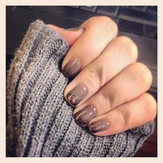 Sparkly Gray With Copper Glitter Tips Nail Polish  -  Thanksgiving Manicure Fall Nail Art Fall Pedicure, Beach Nail Designs, Nagellack Trends, Thanksgiving Nails, Get Nails, Beach Nails, Autumn Nails, Manicure Y Pedicure