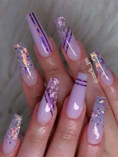 The most stunning wedding nail art designs for a real "wow" Purple Acrylic Nails, Pretty Nail Art Designs, Nail Art Wedding, Pretty Nail Art, Nail Designs Glitter