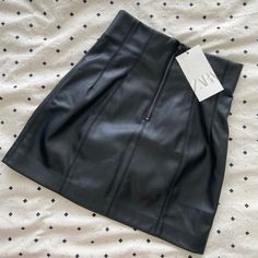 Zara Faux Leather High Waisted Skirt ( Brand New Without Tag) Color: Black Size : Xs Chic Black Mini Skirt By Zara, Chic Black Zara Mini Skirt, Cheap Black Zara Skirt, Zara Black Stretch Mini Skirt, Zara Fitted Faux Leather Skirt, Workout Skort, Pink Floral Skirt, Zara Tweed, Red Knit Sweater