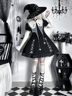 Spider Web Collar Halloween Gothic Lolita Dress with Detachable Sleeves Spider Web Collar, Vestidos Anime, Witch Outfit, Black Spider, Really Cute Outfits, 여자 패션, Fancy Outfits, Halloween Dress, Lolita Dress