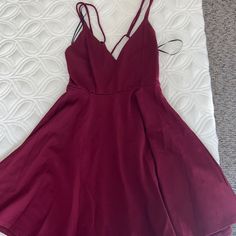 Tried On Dress And Didn’t Fit! Never Worn Outside! Strappy Back A-Line Dress In A Beautiful Berry Red Color. Casual Burgundy V-neck Mini Dress, Casual Burgundy Dress For Party, Casual Burgundy Dress For Date Night, Casual Burgundy Mini Dress For Night Out, Dresses Windsor, Red A Line Dress, Windsor Dresses, Aline Dress, Windsor