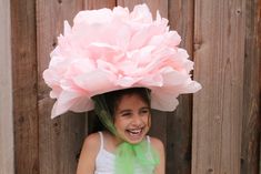 Costume Fleur, Easter Hat Parade, Spirit Days, Paper Peony, Crazy Hat, Mad Hat, Crazy Hat Day, Flower Costume, Paper Peonies