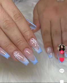 Simple Acrylic Designs, Blue Christmas Nails, Ballerina Nails Designs, Snowflake Nail Design, Acrylic Nail Designs Coffin, Holiday Manicure, Snow Nails, Christmas Nail Ideas, Snowflake Patterns