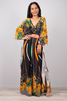 "Boho summer kaftan, Floral dress, Boho Kaftan Dress, Maxi Dress, Long loose fit dress, Kaftan, caftan, frock dress PRODUCT SIZE : One Size Fits Most * Chest : free up to 32 - 58\" * Waist : free up to 58\" * Hips : free up to 56\" * Length : 59\" from shoulder to hem, measured laying flat - when hanging it measures up to 60\" ) * Sleeve length : 24\" MATERIAL * ITY Polyester * No lining NOTE : * Model chest : 32\", waist : 24\" hips : 35\" * Combined Height is 5\"6 > I'm 5\"2 (158cm) and I'm Floral Print Maxi Length Kaftan For Festivals, Floral Maxi Length Kaftan For Festivals, Floor-length Kaftan For Spring Vacation, Festival Floral Print Maxi Kaftan, Floor-length Spring Vacation Kaftan, Spring Vacation Floor-length Kaftan, Floor-length Printed Boho Dress For Vacation, Printed Floor-length Boho Vacation Dress, Elegant Floral Print Tunic Kaftan